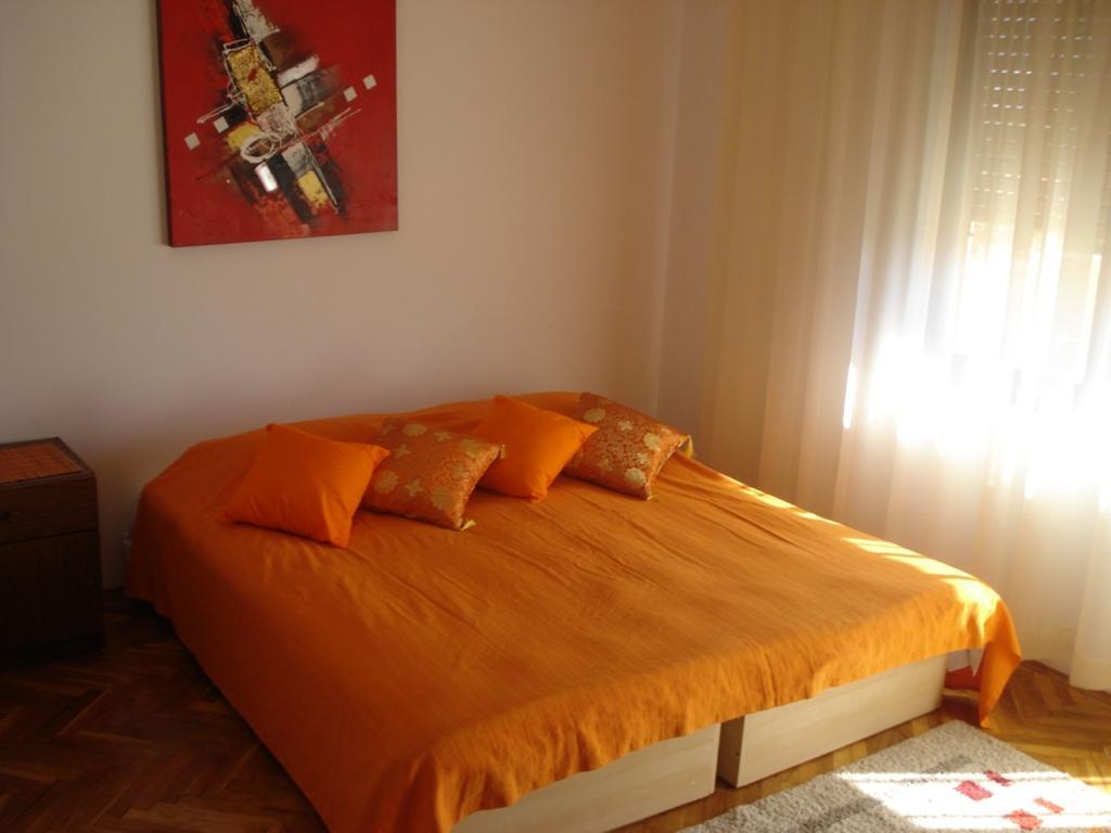 Apartments Xenia Petrcane Ruang foto